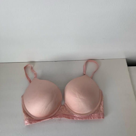Victoria's Secret Other - Victoria's Secret Blush Lace Bra